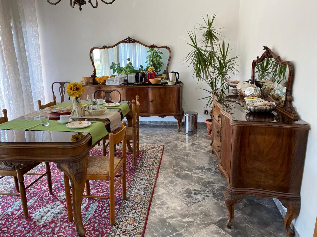 B&B Del Viaggiatore Sarzana Zewnętrze zdjęcie