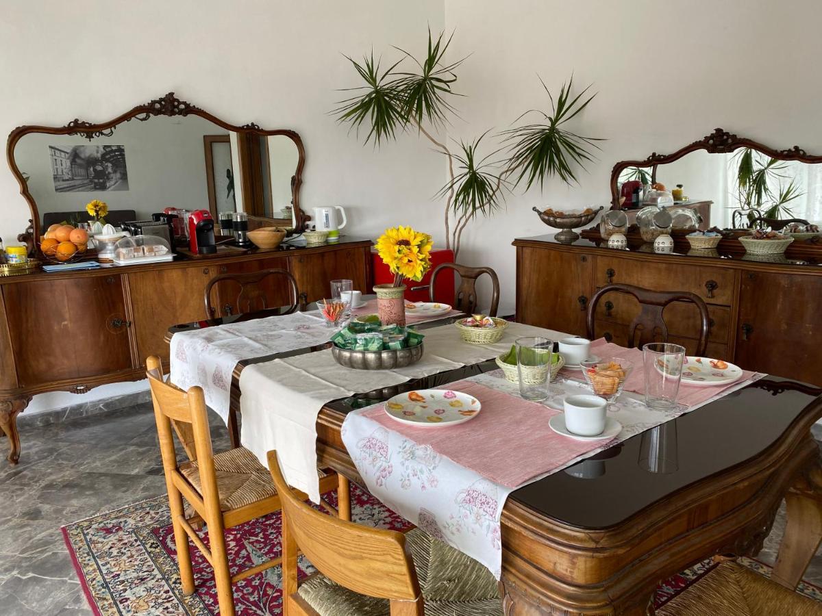 B&B Del Viaggiatore Sarzana Zewnętrze zdjęcie